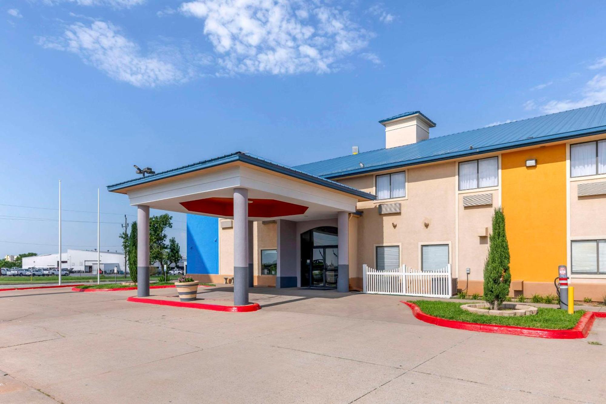 Quality Inn & Suites Wichita Falls I-44 Exterior foto